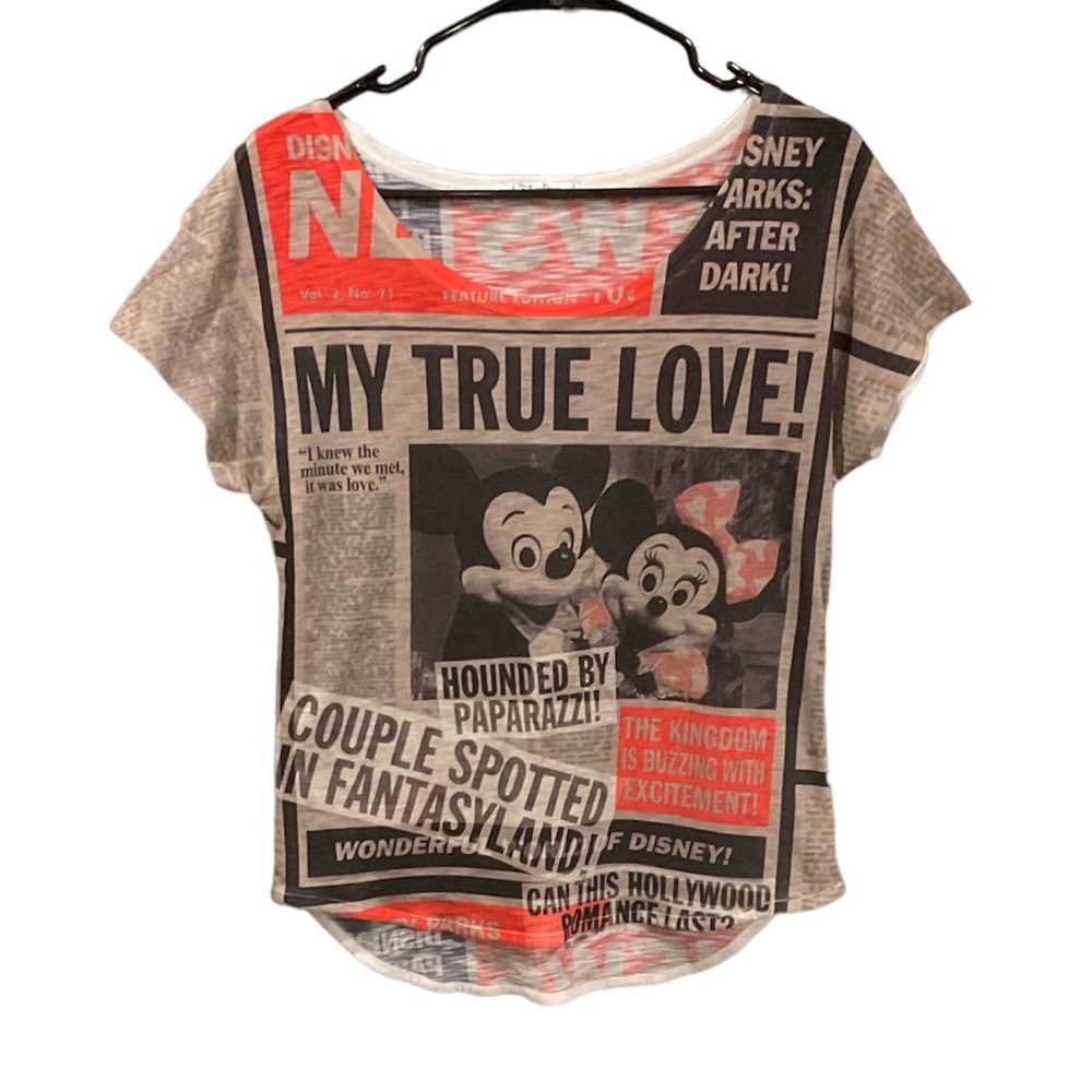 Disney Parks Mickey & Minnie Newsprint T-Shirt Womens M